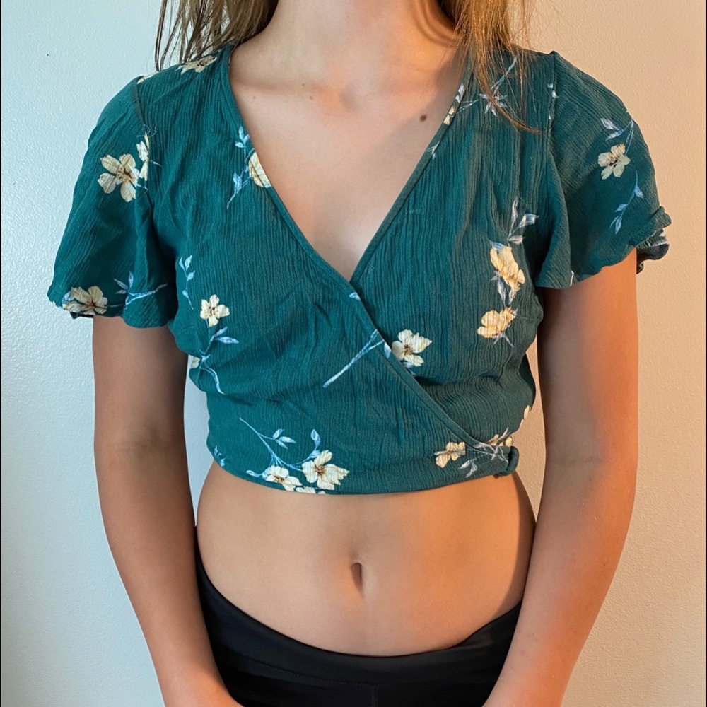 Green and flower top